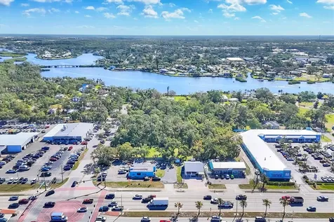 101 S Tamiami Trail S Nokomis FL 34275