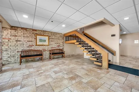 36750 Us 19 N Palm Harbor FL 34684