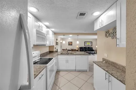 36750 Us 19 N Palm Harbor FL 34684