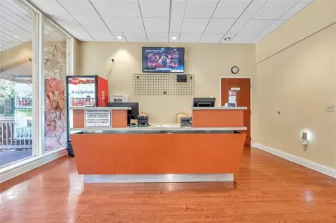 36750 Us 19 N Palm Harbor FL 34684