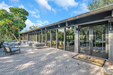 36750 Us 19 N Palm Harbor FL 34684