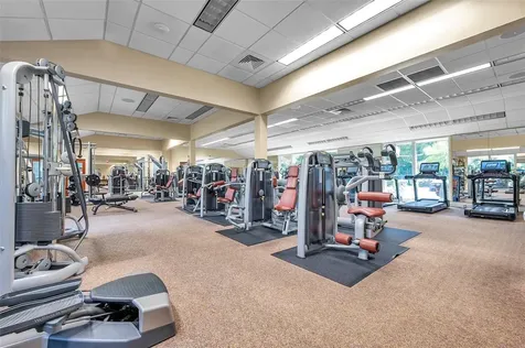 36750 Us 19 N Palm Harbor FL 34684