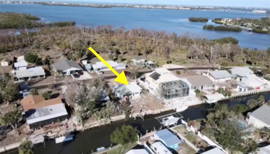 2061 S Pine Street Englewood FL 34224