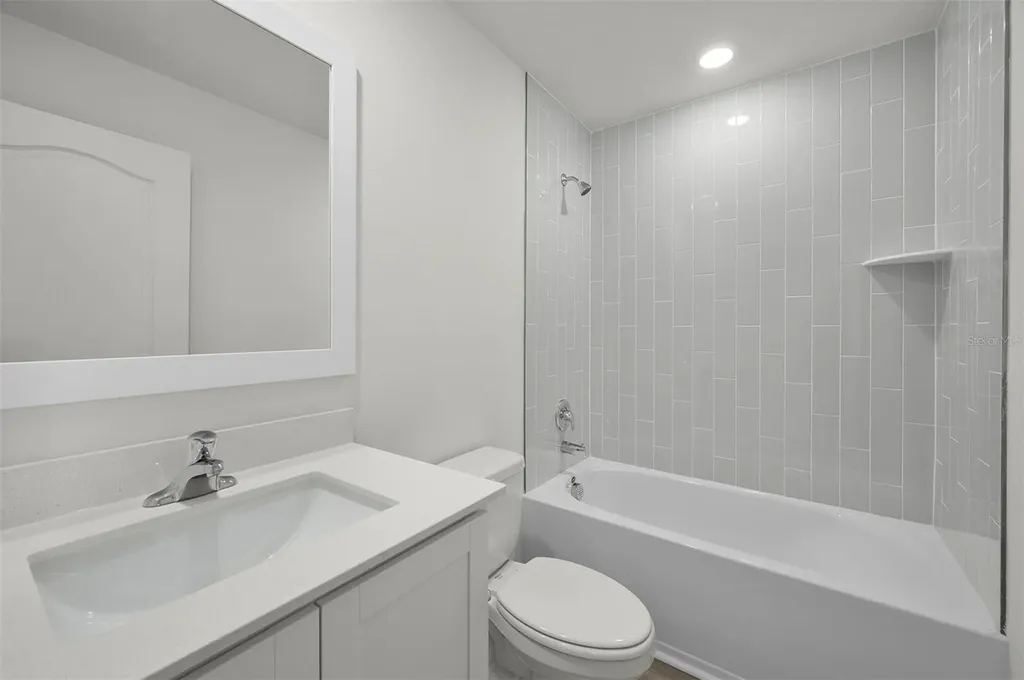13450 Leaping Water Way Astatula FL 34705