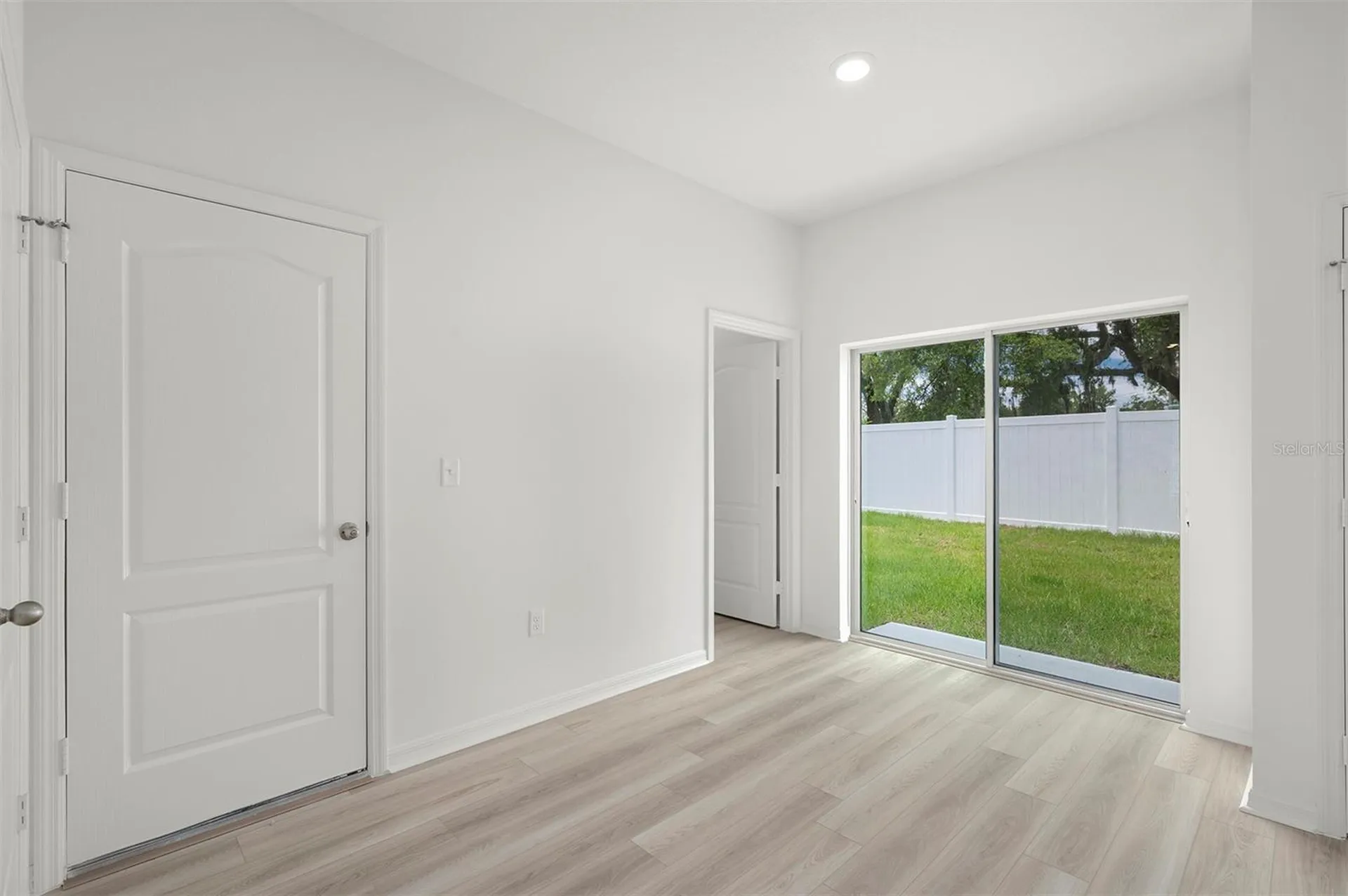 13450 Leaping Water Way Astatula FL 34705