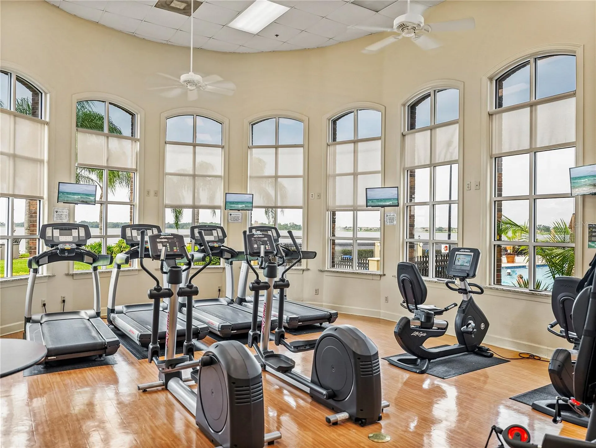 1124 Sawgrass Drive Winter Haven FL 33884