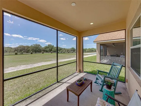1124 Sawgrass Drive Winter Haven FL 33884