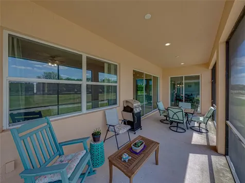 1124 Sawgrass Drive Winter Haven FL 33884