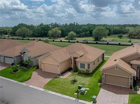 1124 Sawgrass Drive Winter Haven FL 33884