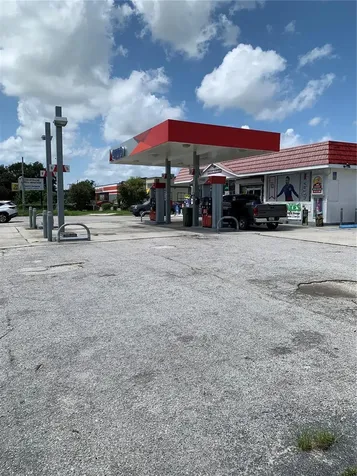 1225 S 78th Street Tampa FL 33619