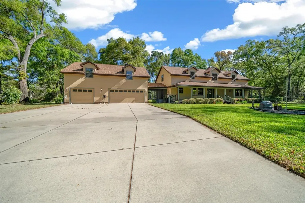 39636 Carolina Avenue Lady Lake FL 32159