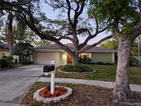 30 Harbor Lake Circle Safety Harbor FL 34695