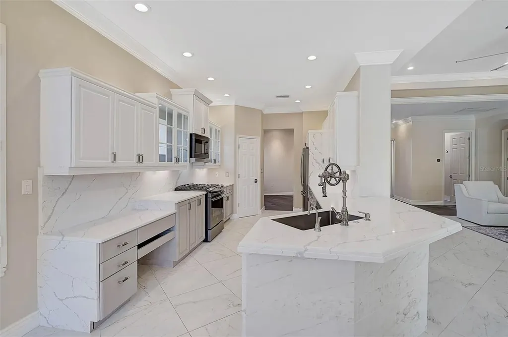 13 Bayhead Lane Osprey FL 34229