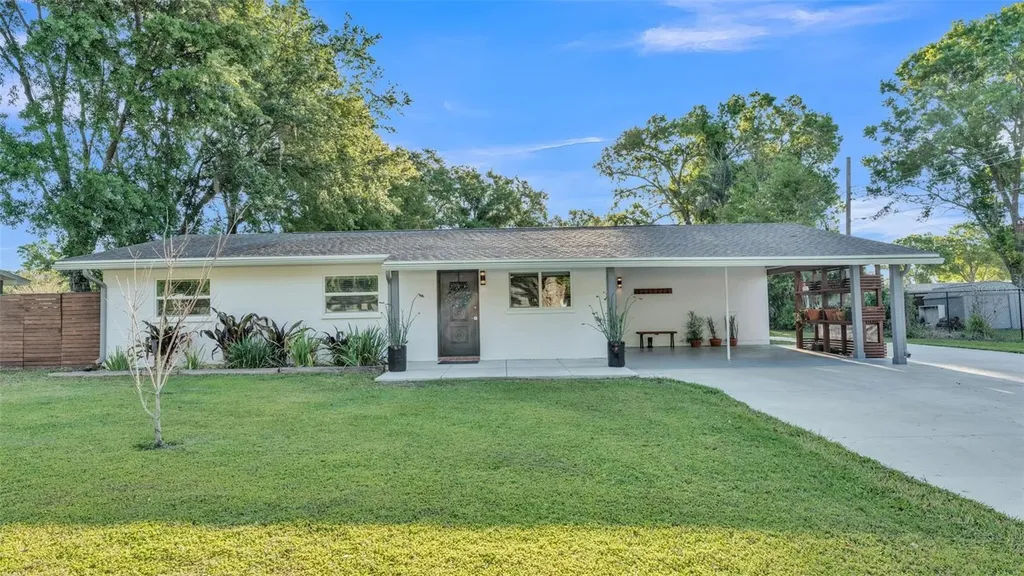 5527 Flamingo Avenue Lakeland FL 33809