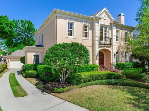 2927 W Bayshore Court Tampa FL 33611