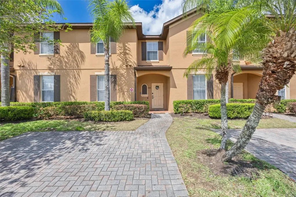 2724 Calabria Davenport FL 33897