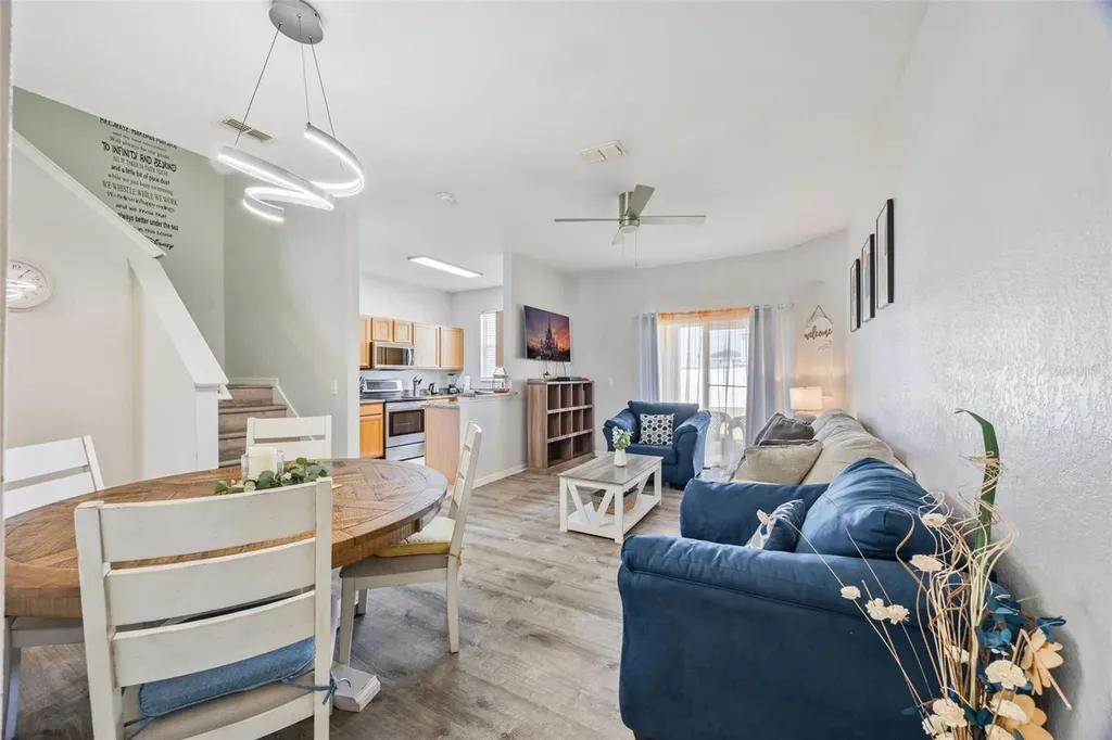 2724 Calabria Davenport FL 33897