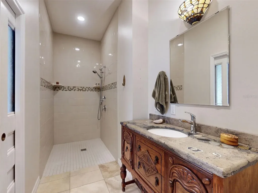 536 Faulkner Street New Smyrna Beach FL 32168