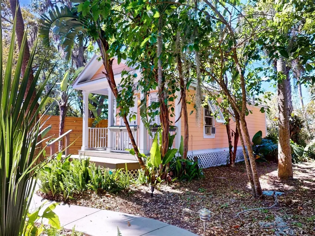 536 Faulkner Street New Smyrna Beach FL 32168