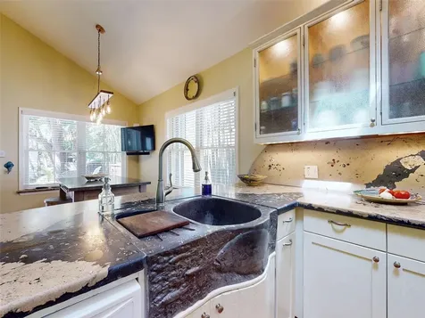 536 Faulkner Street New Smyrna Beach FL 32168