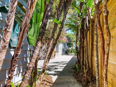536 Faulkner Street New Smyrna Beach FL 32168