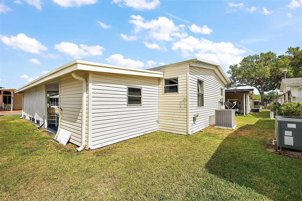 668 Lori Drive Leesburg FL 34788