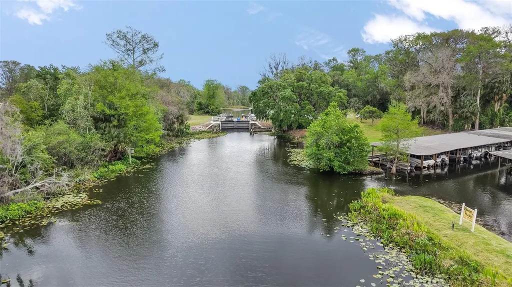 668 Lori Drive Leesburg FL 34788