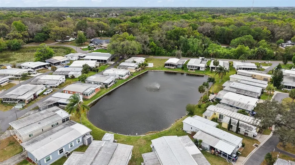 668 Lori Drive Leesburg FL 34788