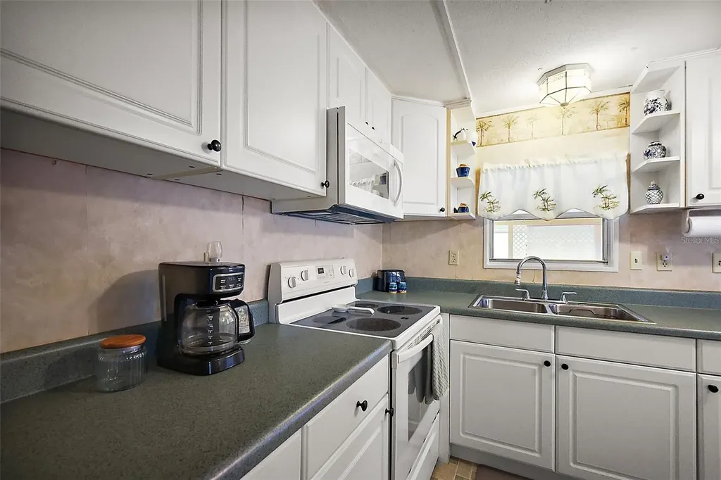 668 Lori Drive Leesburg FL 34788