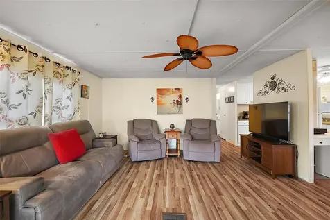 668 Lori Drive Leesburg FL 34788