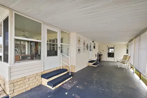 668 Lori Drive Leesburg FL 34788