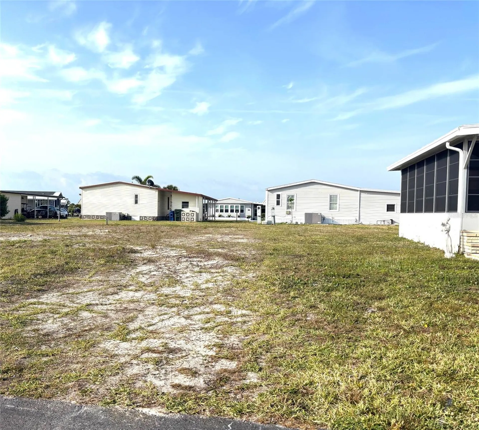 647 Los Altos North Port FL 34287
