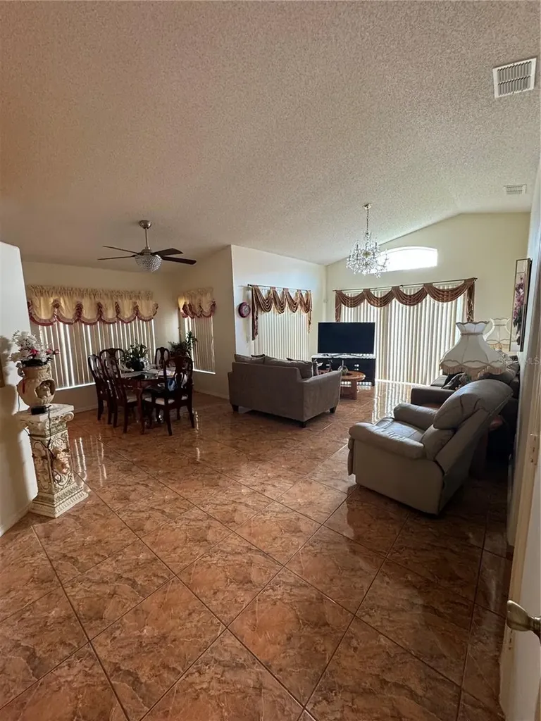105 Cattail Court Kissimmee FL 34743
