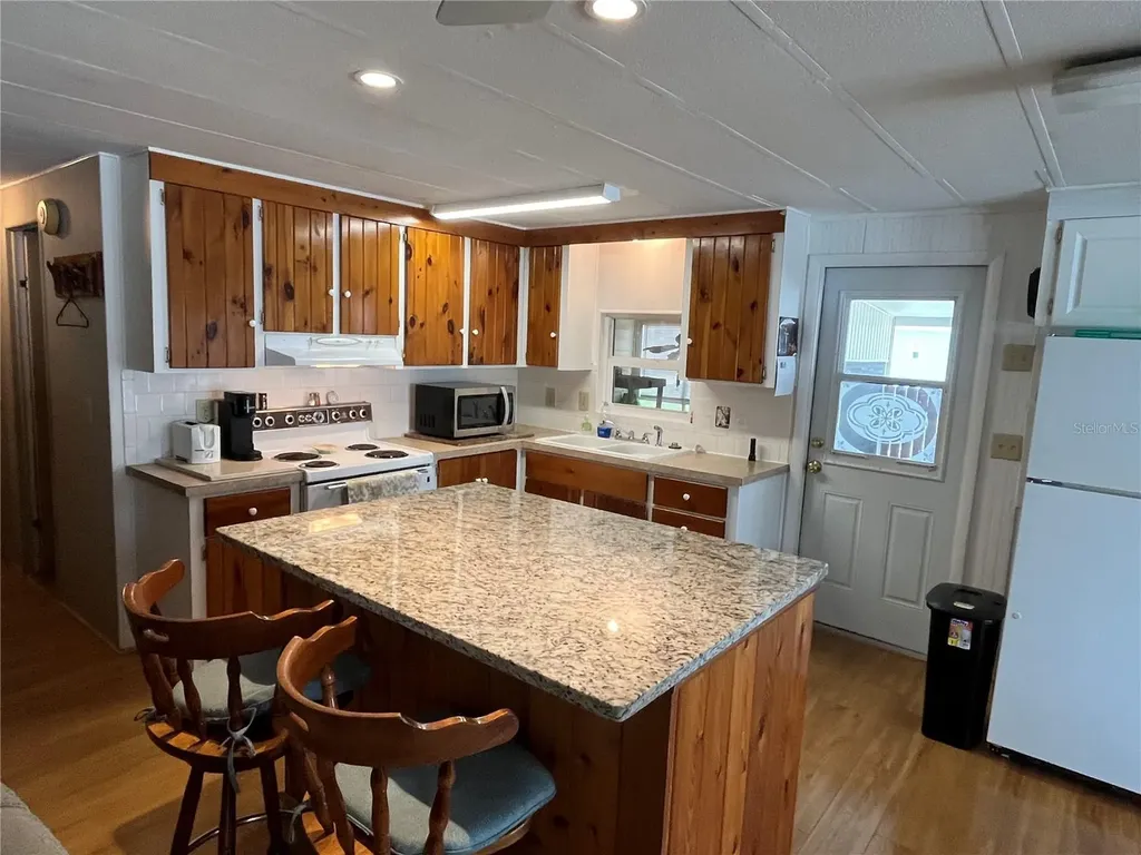 530 Via Veneto Venice FL 34285