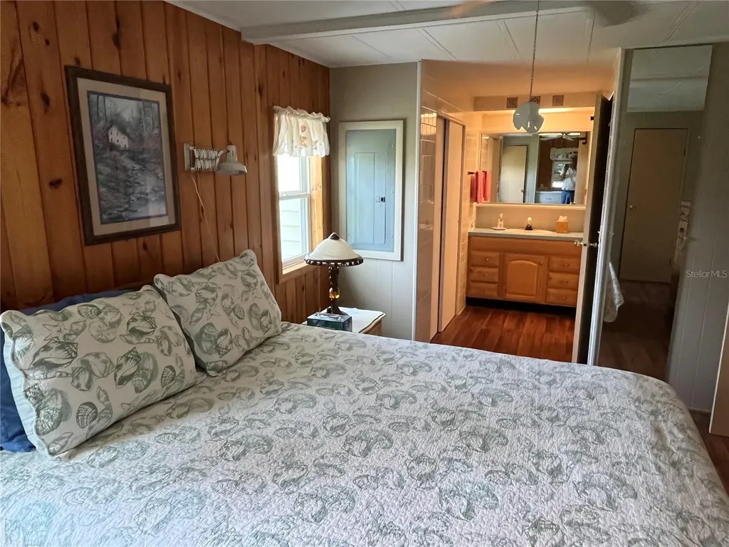 530 Via Veneto Venice FL 34285