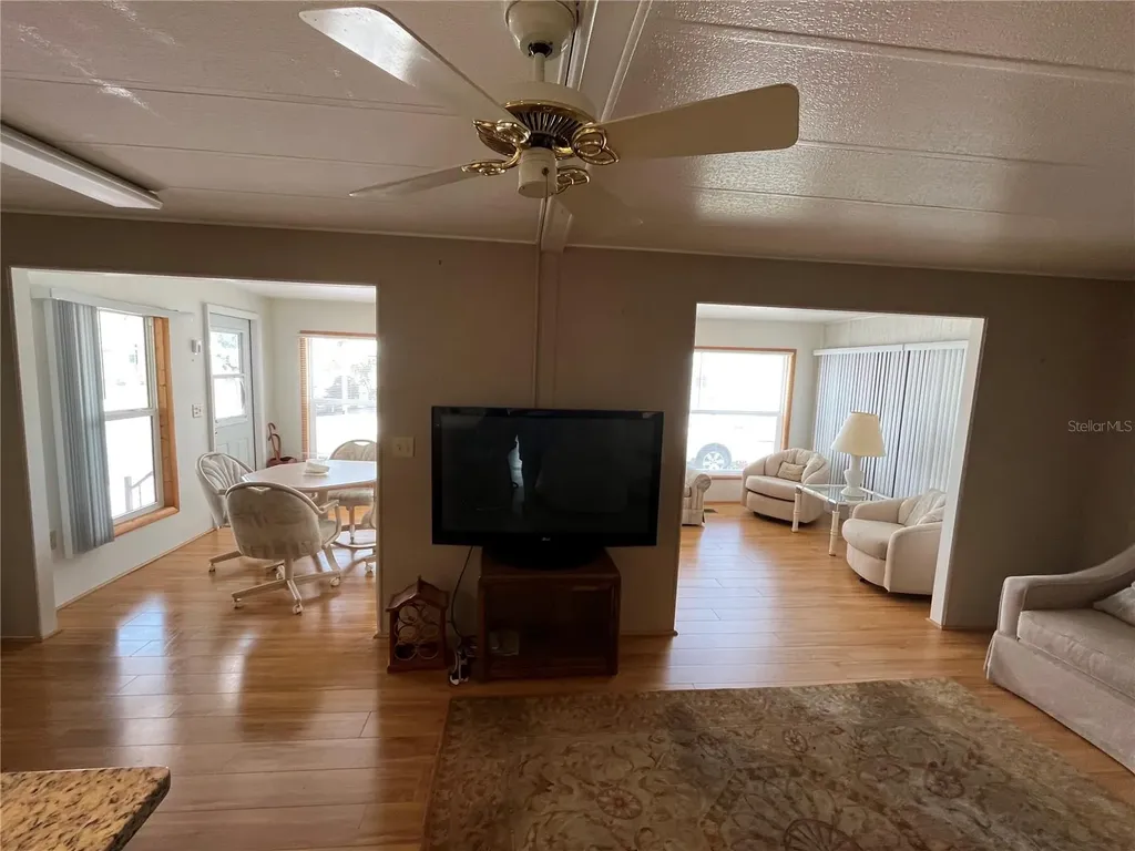 530 Via Veneto Venice FL 34285