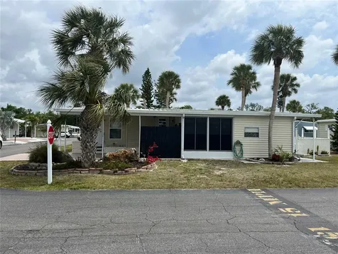 530 Via Veneto Venice FL 34285
