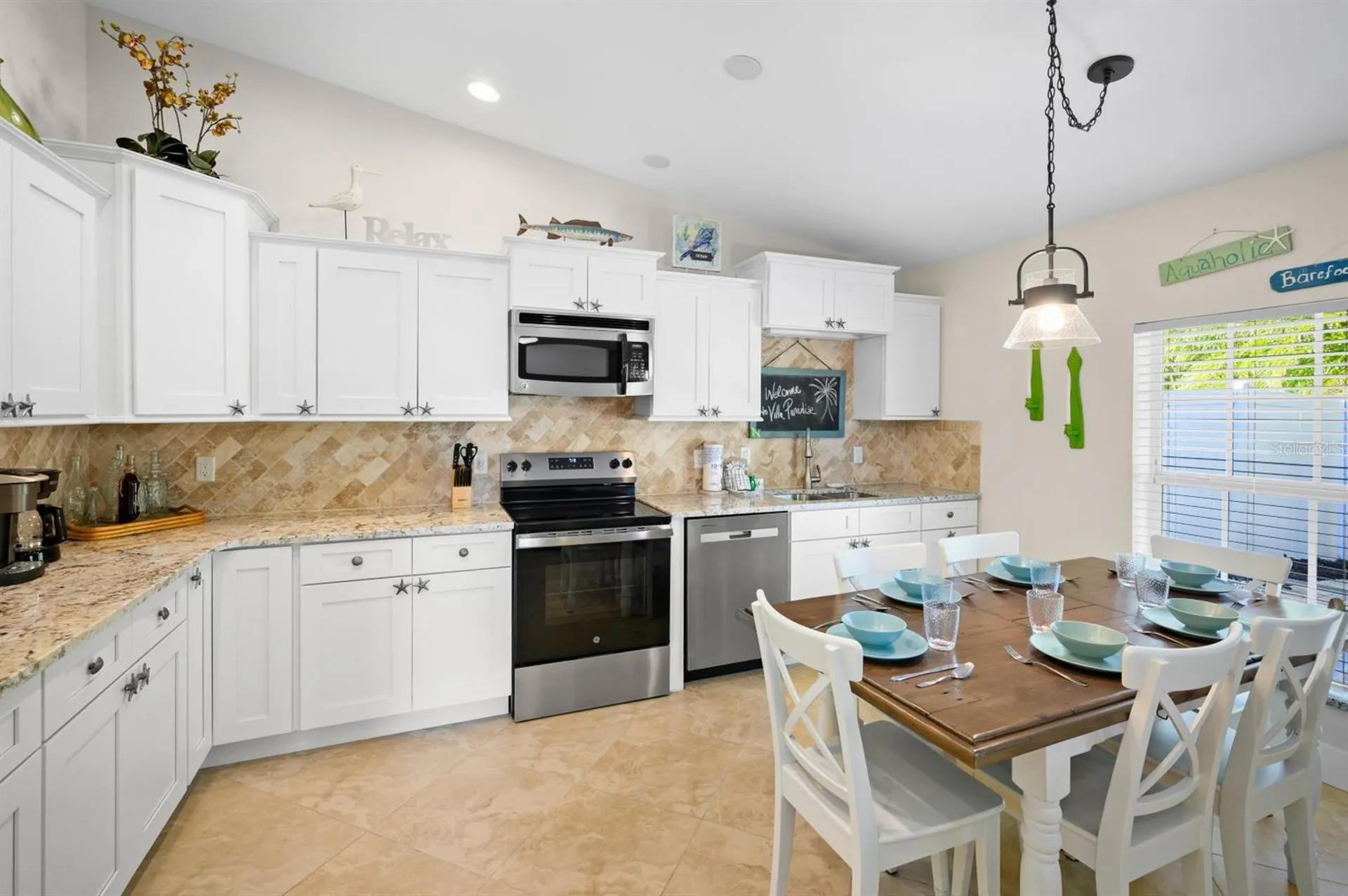 5608 Holmes Boulevard Holmes Beach FL 34217