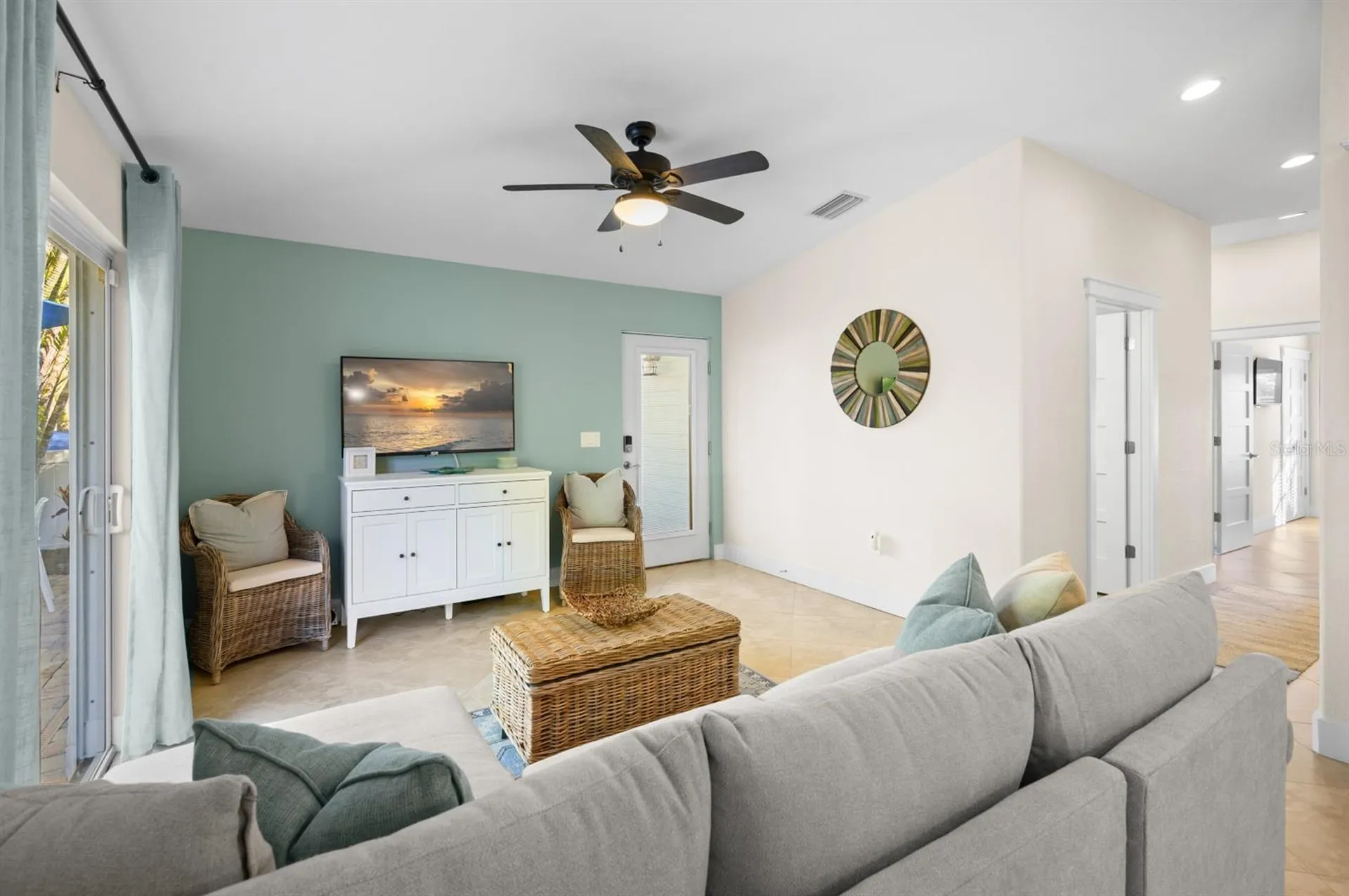 5608 Holmes Boulevard Holmes Beach FL 34217
