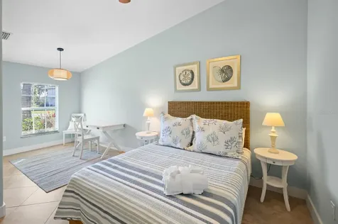 5608 Holmes Boulevard Holmes Beach FL 34217