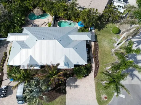 5608 Holmes Boulevard Holmes Beach FL 34217