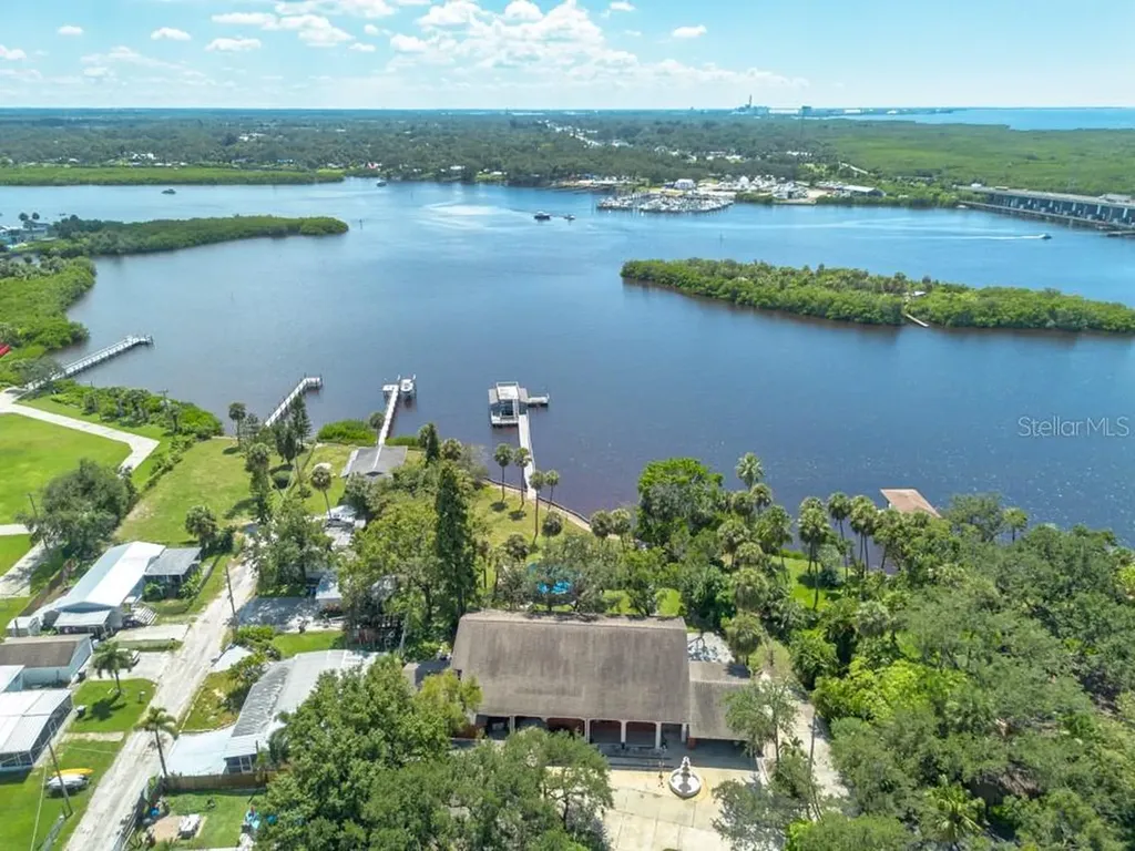 8820 S Hickory Lane Riverview FL 33578