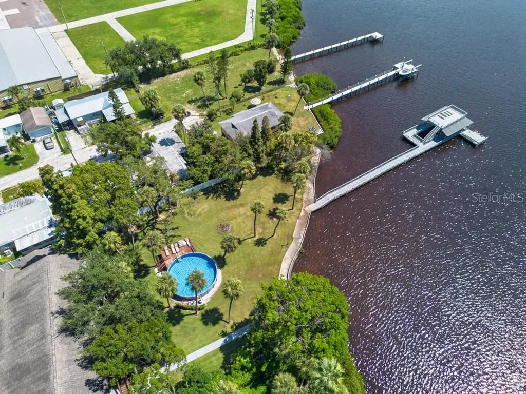 8820 S Hickory Lane Riverview FL 33578