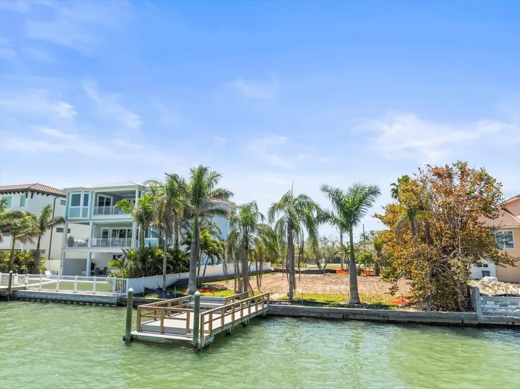 6 Paradise Lane Treasure Island FL 33706