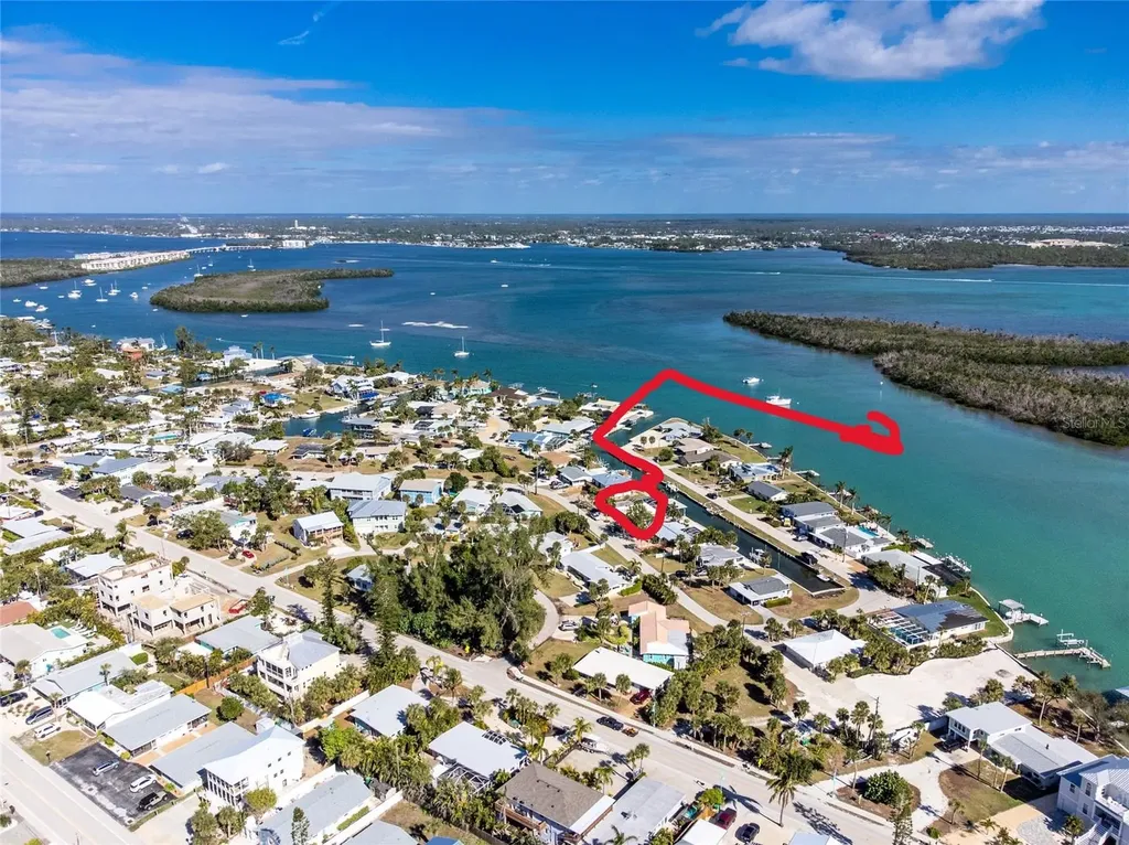 1285 Holiday Drive Englewood FL 34223