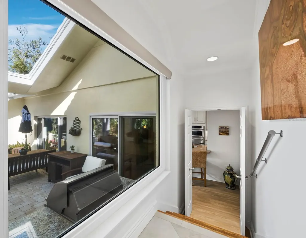 3322 Bayou Road Longboat Key FL 34228