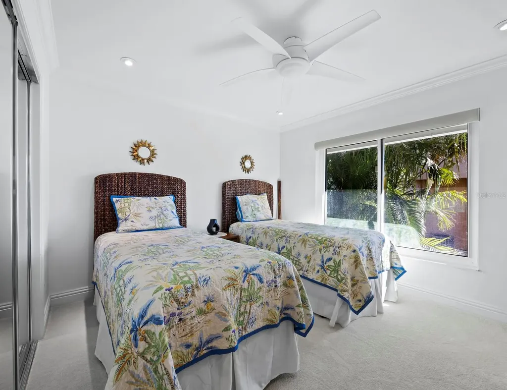 3322 Bayou Road Longboat Key FL 34228