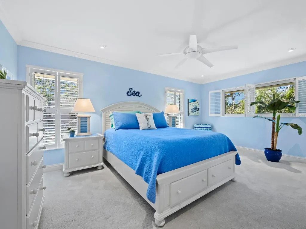 3322 Bayou Road Longboat Key FL 34228