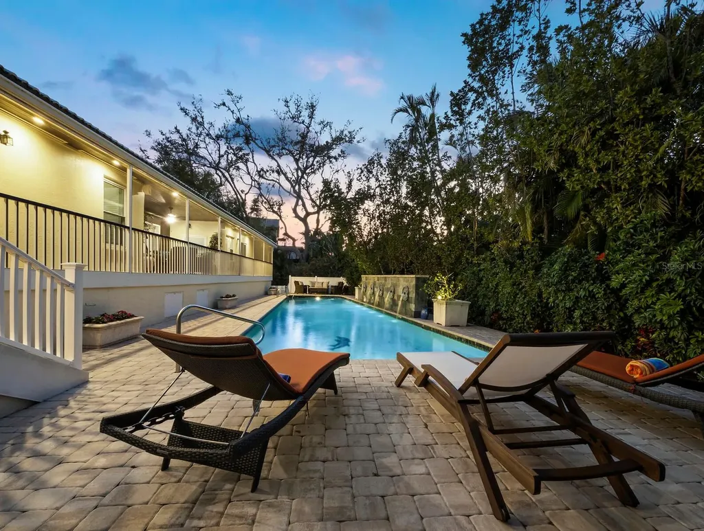 3322 Bayou Road Longboat Key FL 34228