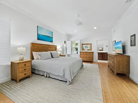 3322 Bayou Road Longboat Key FL 34228
